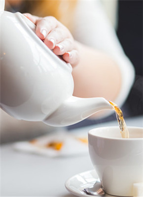 有哪些朋友适合喝白茶？喝茶也是需要看情况